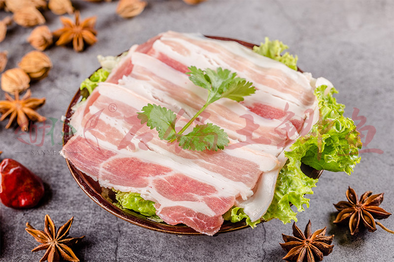 清炖鲫鱼汤是用开水还是凉水,探寻最佳烹饪秘诀